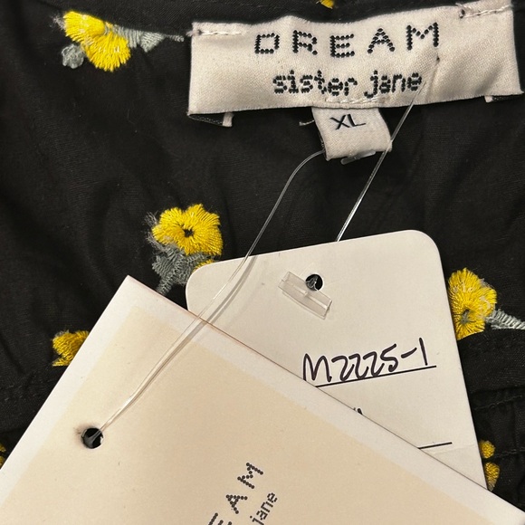 NWT Sister Jane Pasture Embroidered Puff Sleeve Floral Top Size‎ XL - Picture 8 of 10